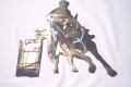 metal art design idea with barrel racer